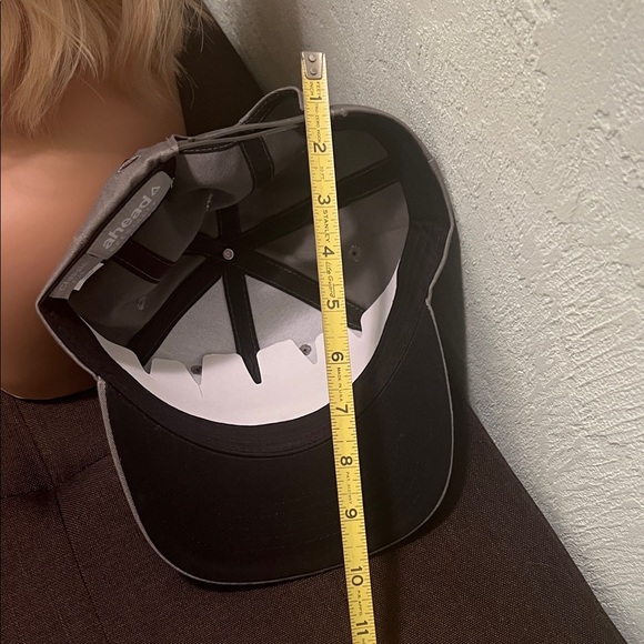 #1596** John Deere Light Gray Cap with Lime Logo - Unisex - Picture 8 of 8